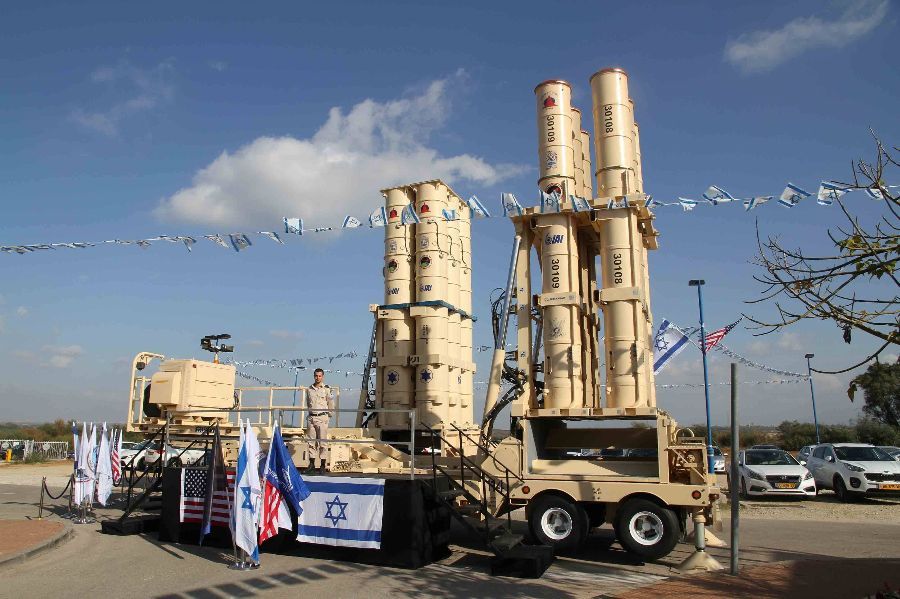 Israel Tests Two Arrow 3 Anti-Ballistic Missiles Simultaneously at Space