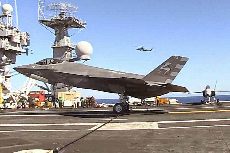 F-35C Failed to Land, Seven Injured