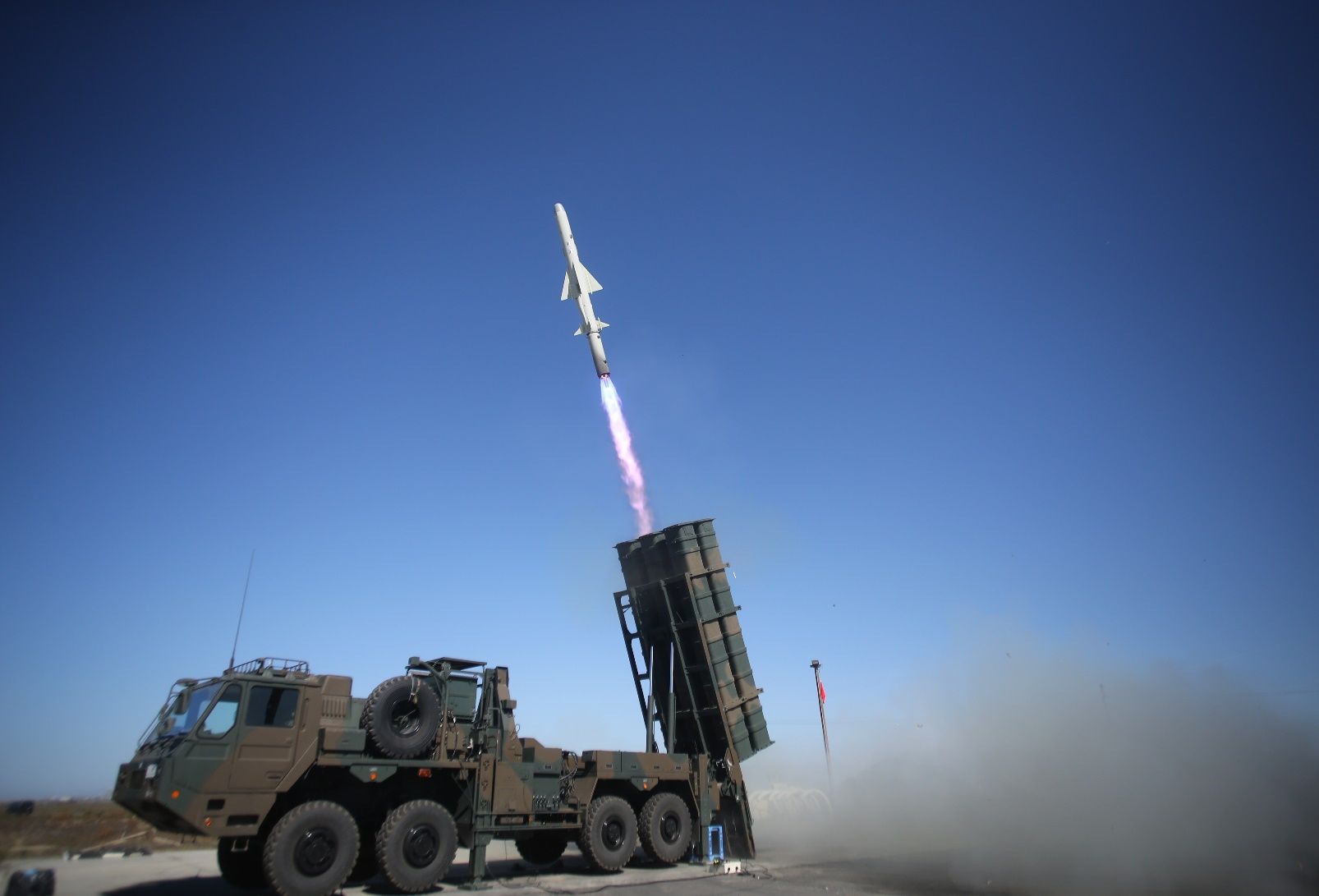 Japan Considers Tomahawk Cruise Missile