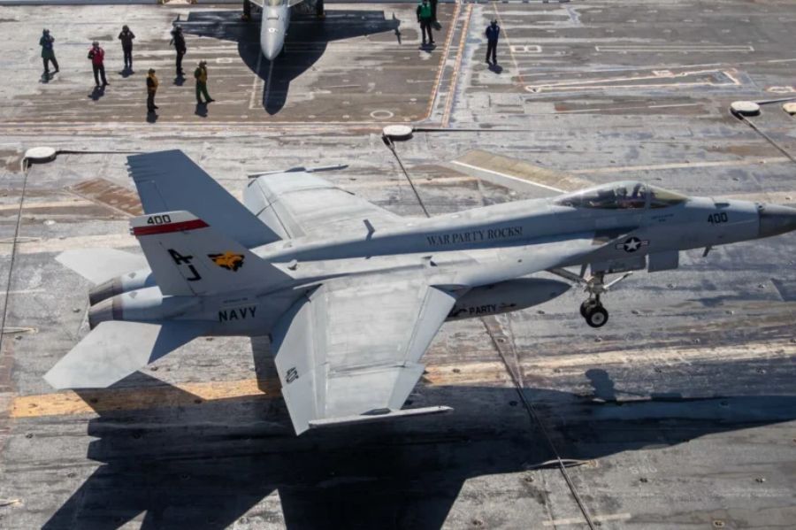 Boeing Wins $2.1 Billion Contracts for F-18 and EA-18G Upgrades