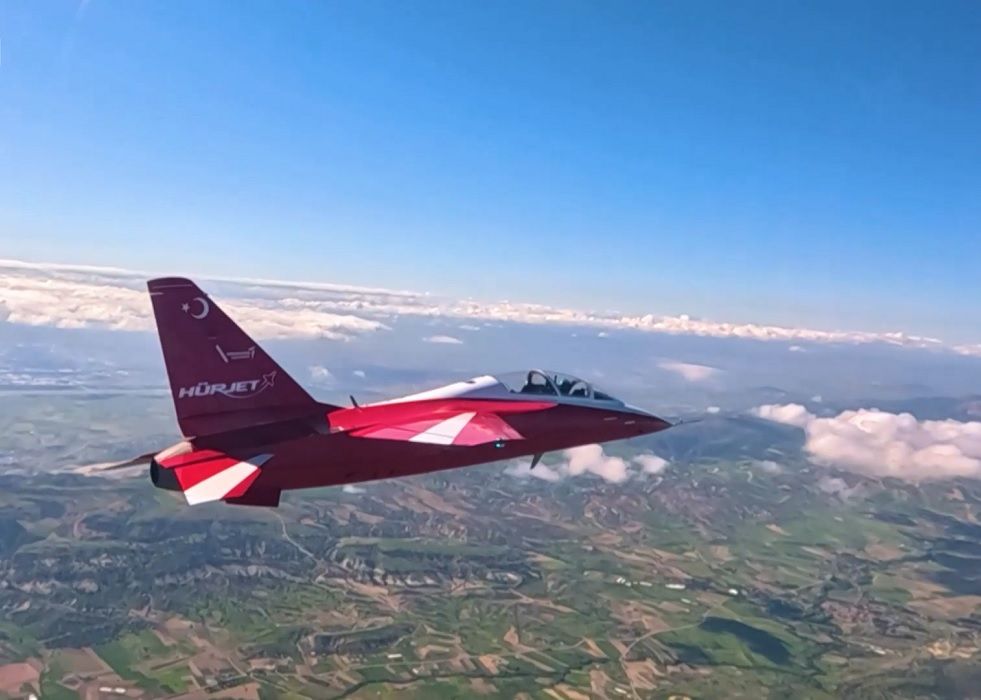 Hürjet Performs Landing Gear Up Flight