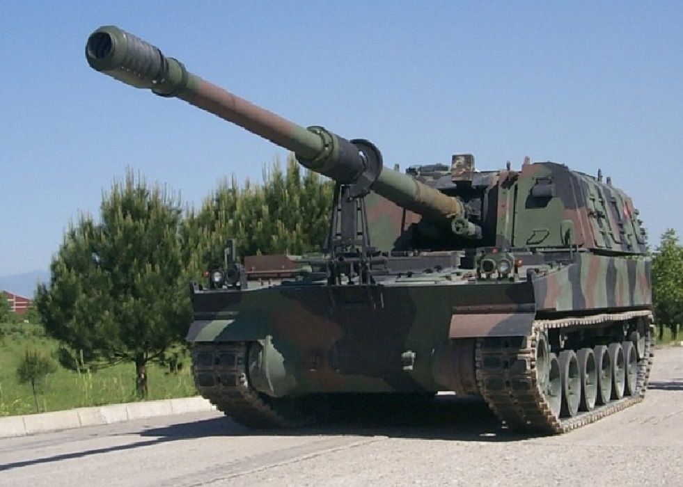 Ukraine Wants T-155 Fırtına SPH from Turkiye