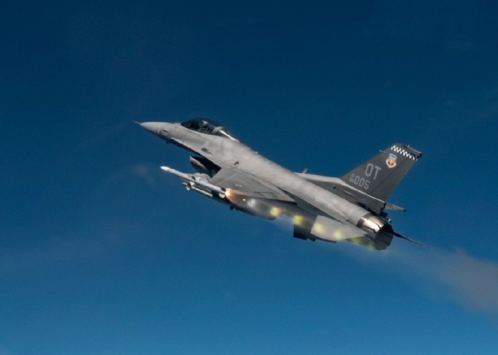 F-16 Test Fires AIM-120D-3 for Newest AMRAAM Variant