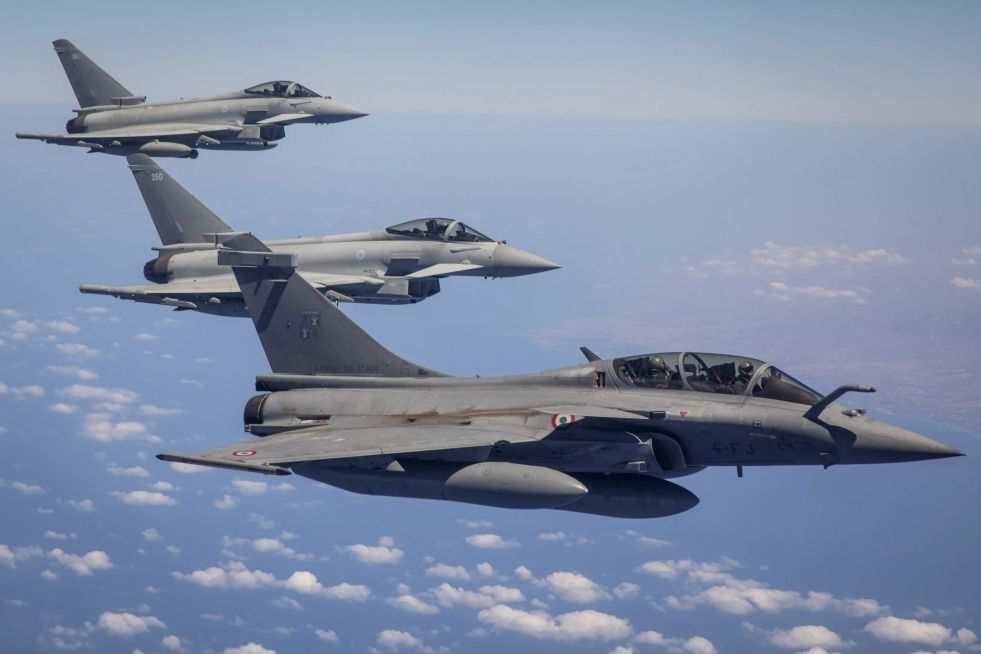 Royal Air Force Typhoon-and and-French Air Force Rafale.jpg