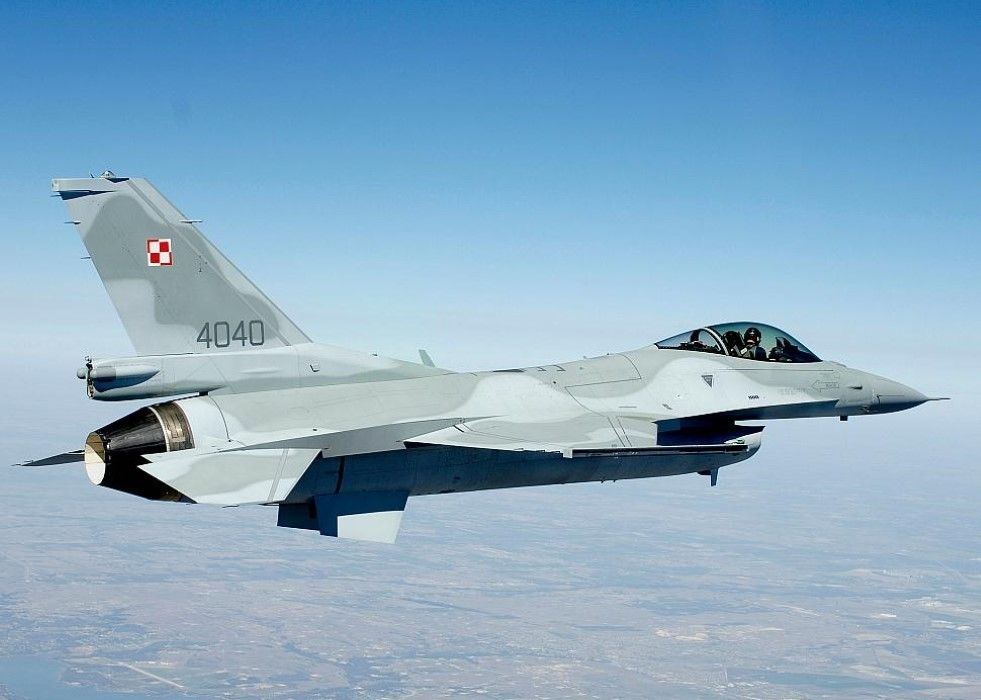Poland to Pay $389 million for F-16 Sustainment
