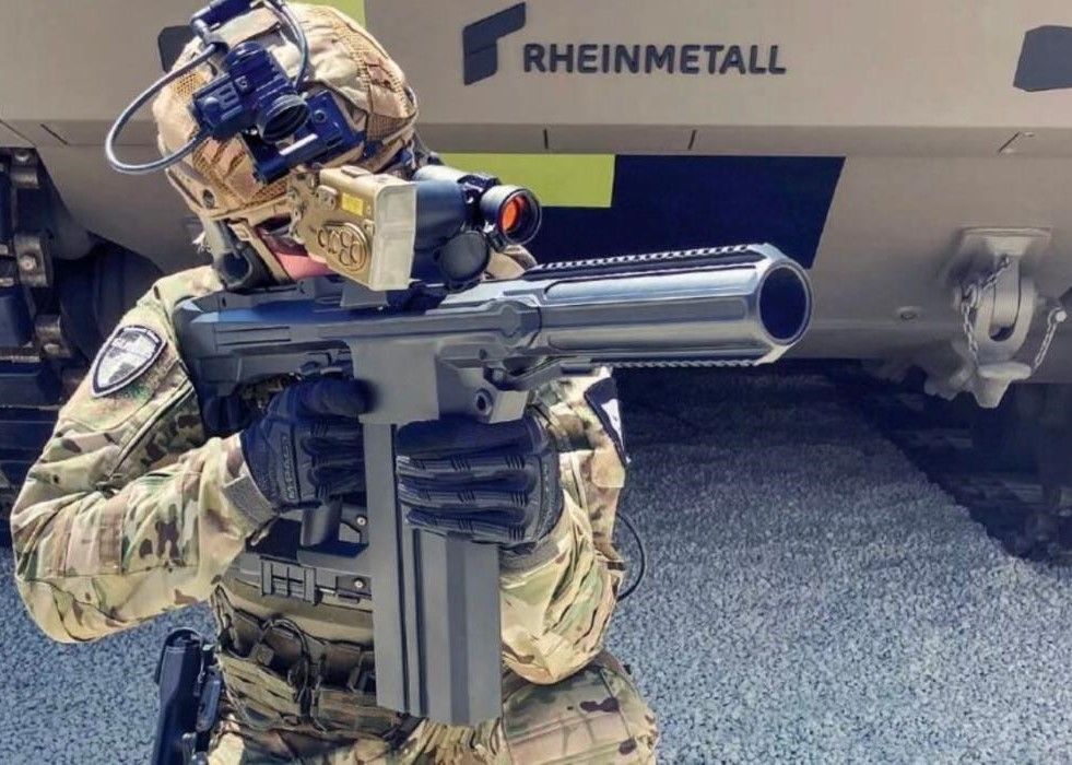Rheinmetall Presents 40mm SSW-40 Automatic Grenade Launcher
