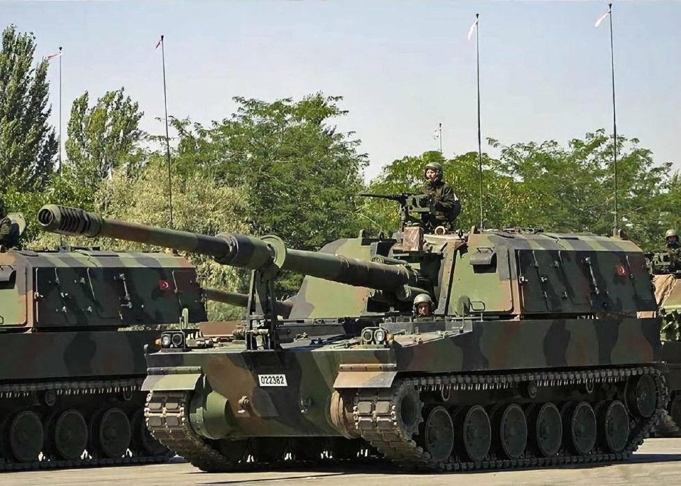Romania shortlists T155 Fırtına Howitzer  
