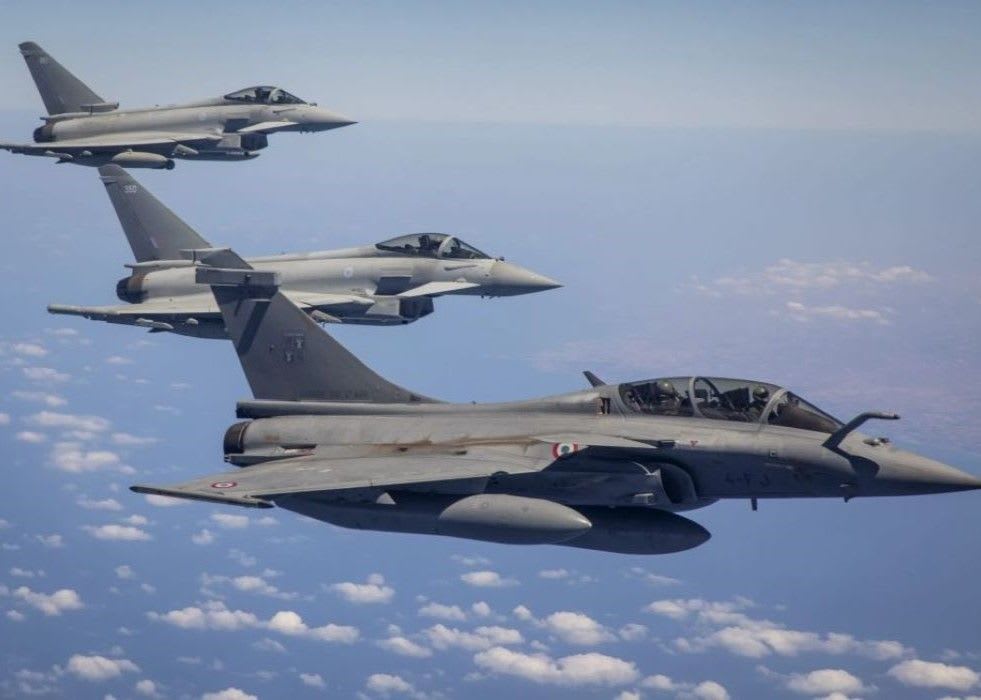 Eurofighter / Rafale Dogfight Scenarios