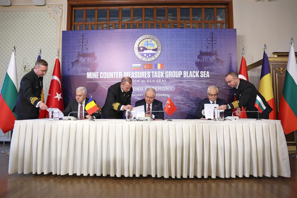  Tripartite Cooperation Against Mines in The Black Sea