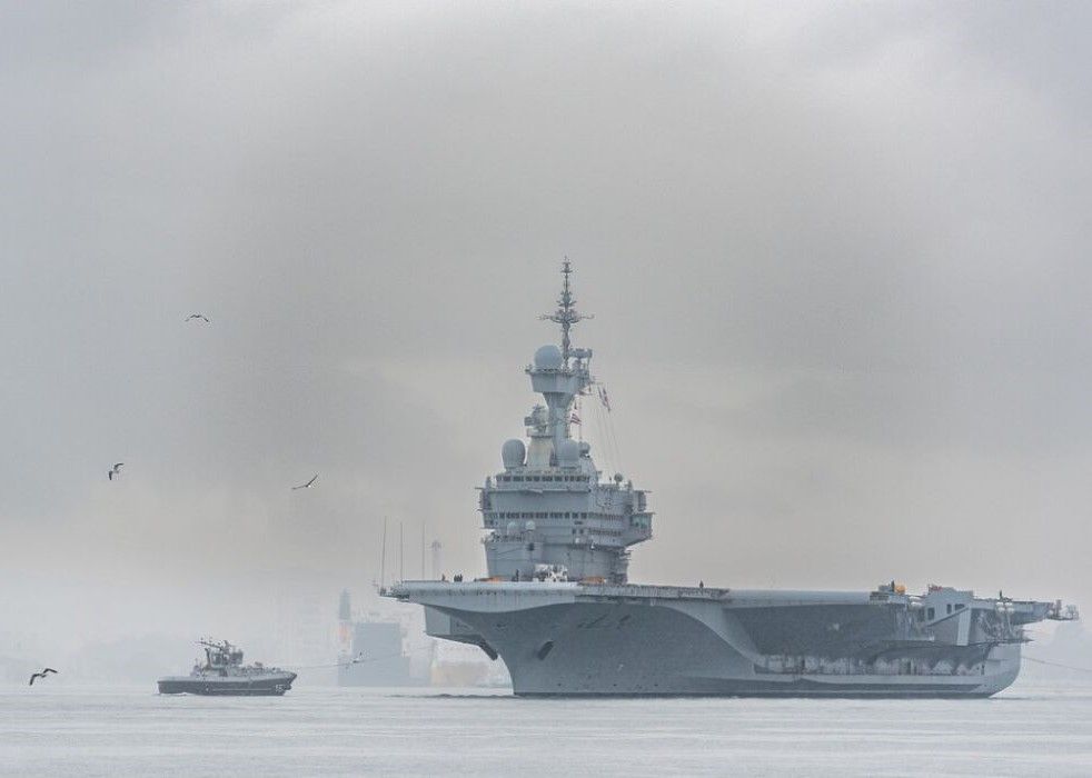 French Aircraft Carrier Charles de Gaulle Returns to Sea