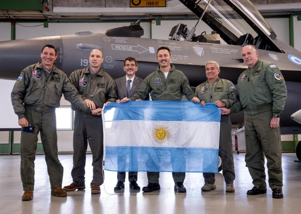 Argentina Signs for F-16 Fighters with Denmark