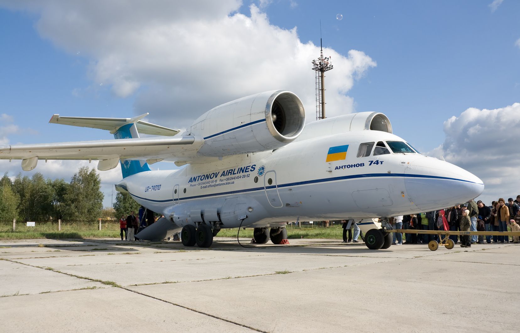 Antonov wants to land in Quebec