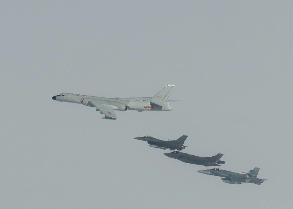 Chinese H-6 Aircraft Flies Off Alaska